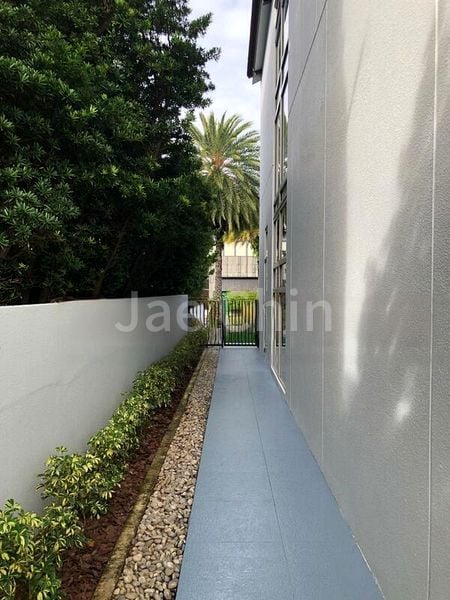 5 Bed Bungalow (Landed) for Sale in  Coral Island - Image 8