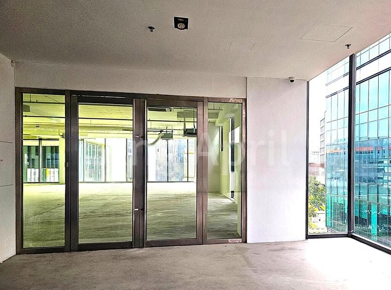 Light Industrial (B1) for Rent: Very vibrant, 2 mins walk to Mrt Station - Image 10