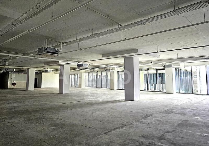 Light Industrial (B1) for Rent: Very vibrant, 2 mins walk to Mrt Station - Image 2