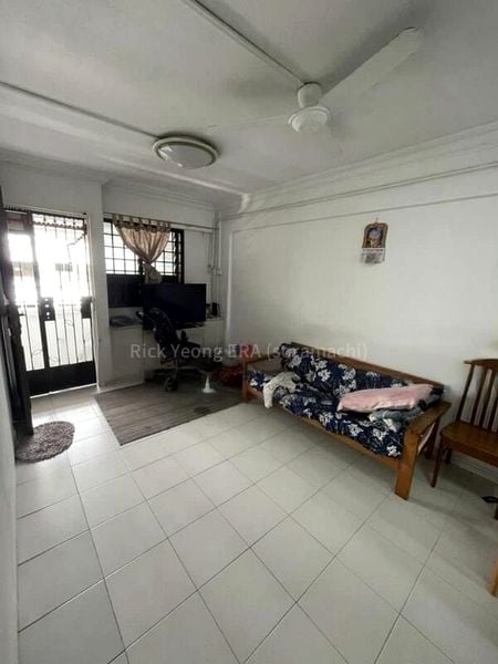 3 Room (3NG) HDB for Rent in  215A Jurong East Street 21 - Image 1