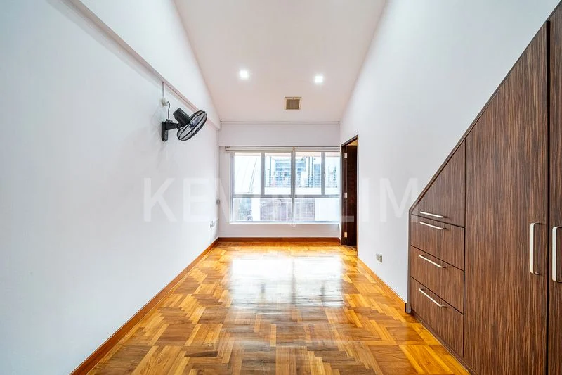 4 Bed Terraced House (Landed) for Rent in Chuan Terrace - Image 12
