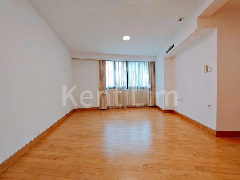 4 Bed Apartment (Condo) for Rent in  Grange 70 - Image 12