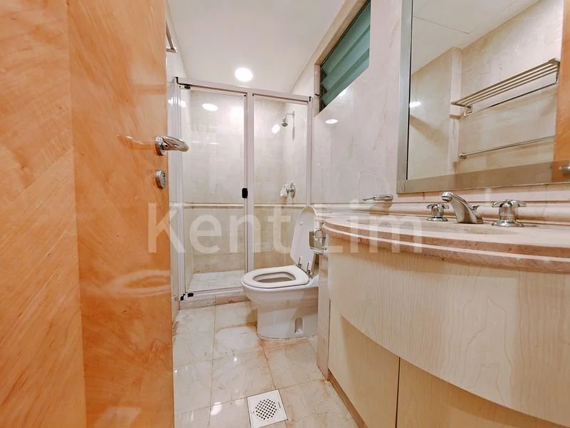 4 Bed Apartment (Condo) for Rent in  Grange 70 - Image 11