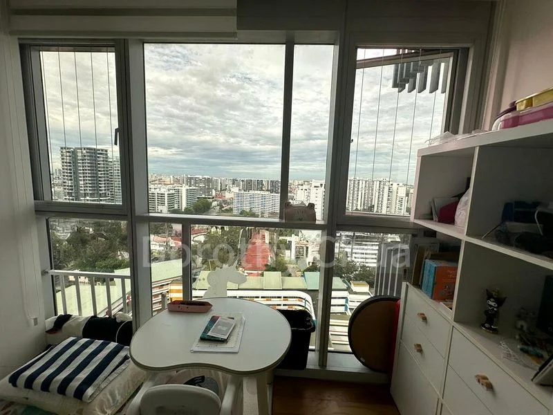 3 Bed Condo for Rent in  Eight Riversuites - Image 8