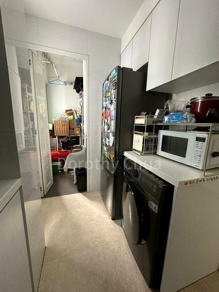 3 Bed Condo for Rent in  Eight Riversuites - Image 3