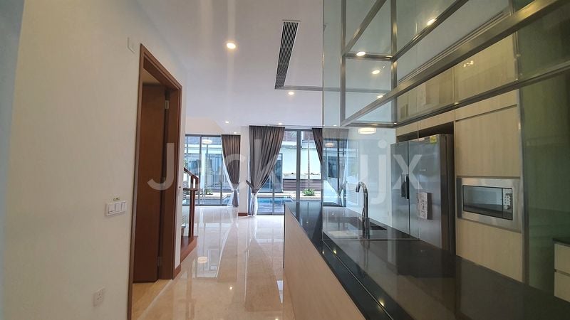 4+1 Bed Cluster House (Landed) for Rent in  Greenwood Mews - Image 2