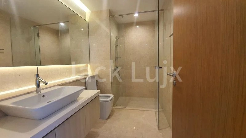 4+1 Bed Cluster House (Landed) for Rent in  Greenwood Mews - Image 10