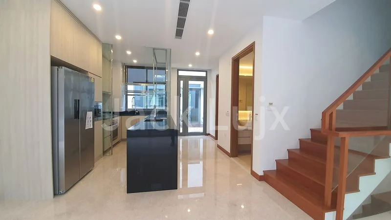 4+1 Bed Cluster House (Landed) for Rent in  Greenwood Mews - Image 1