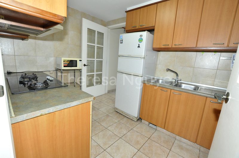 3 Bed Condo for Rent in  Regent Grove - Image 6