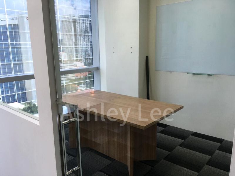 Office for Rent: SBF Center - Image 10