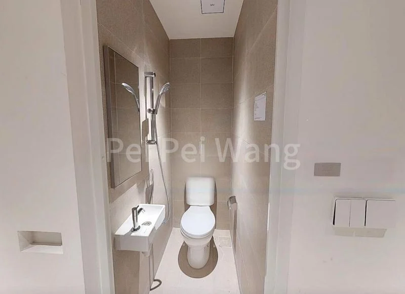 5 Bed Condo for Sale in  The Continuum - Image 4