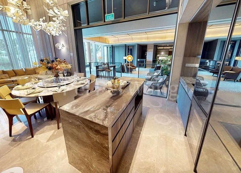 5 Bed Condo for Sale in  The Continuum - Image 1