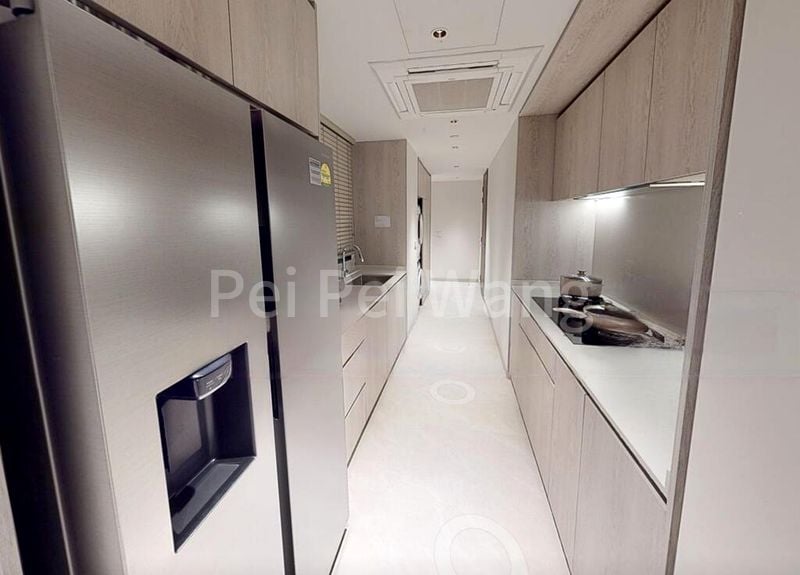 5 Bed Condo for Sale in  The Continuum - Image 7