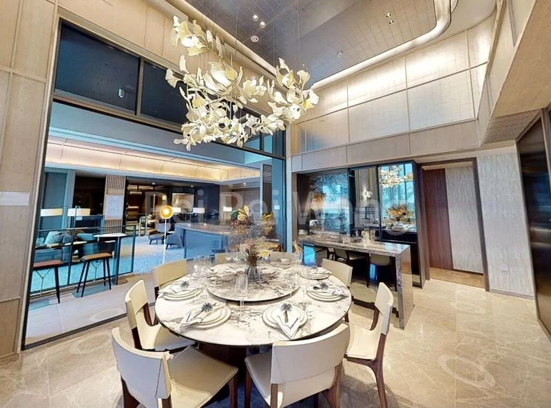 5 Bed Condo for Sale in  The Continuum - Image 20