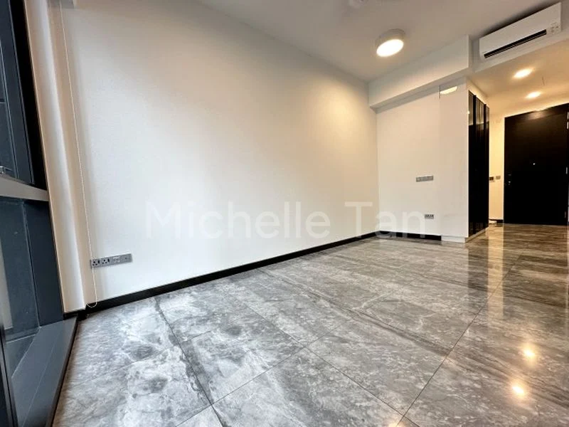 1 Bed Condo for Sale in  Midtown Bay - Image 4