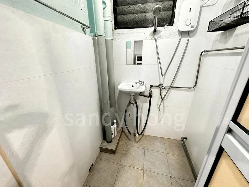3 Room (3I) HDB for Sale in 111 Ho Ching Road - Image 7