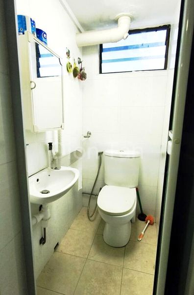 3 Room (3I) HDB for Sale in  170 Stirling Road - Image 6