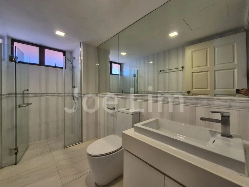 3 Bed Condo for Rent in  Parkway View - Image 4