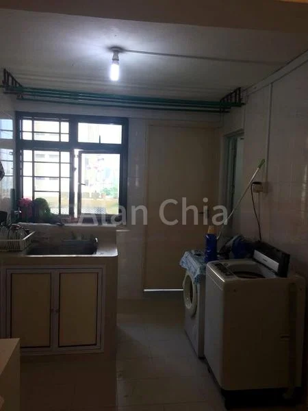 Common Room (HDB) for Rent in  9 Holland Avenue - Image 7