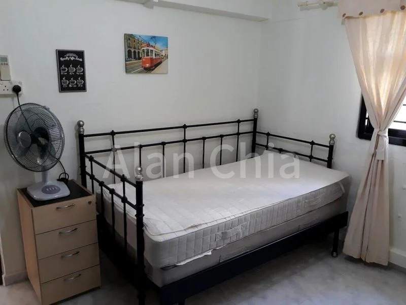 Common Room (HDB) for Rent in  9 Holland Avenue - Image 1