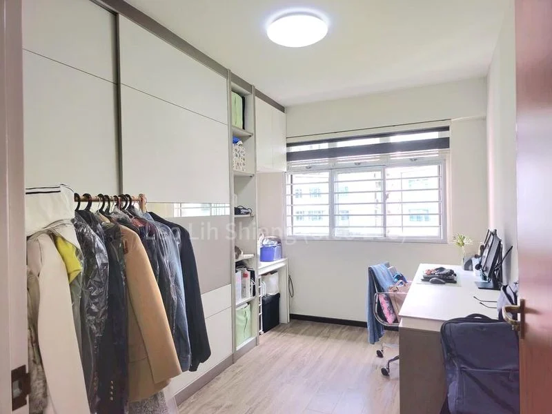 4 Room (4A) HDB for Sale in 673B Edgefield Plains - Image 13