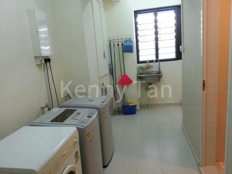 Common Room (Condo) for Rent in  Lakepoint Condominium - Image 7