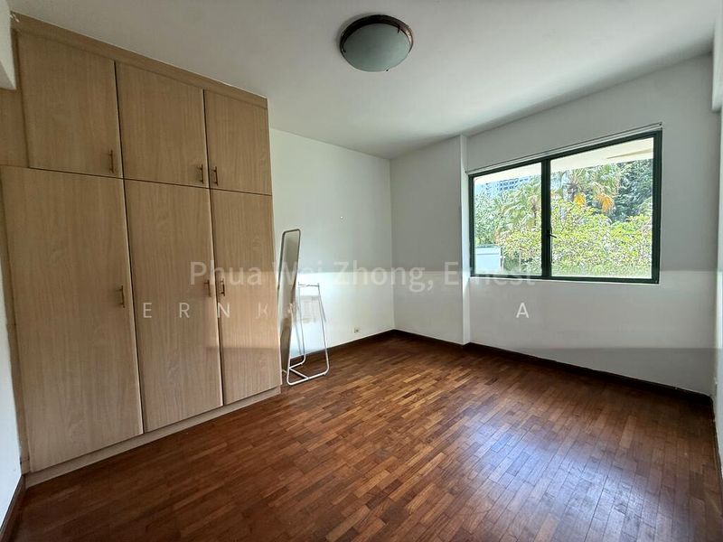 2 Bed Condo for Sale in  Palm Gardens - Image 5