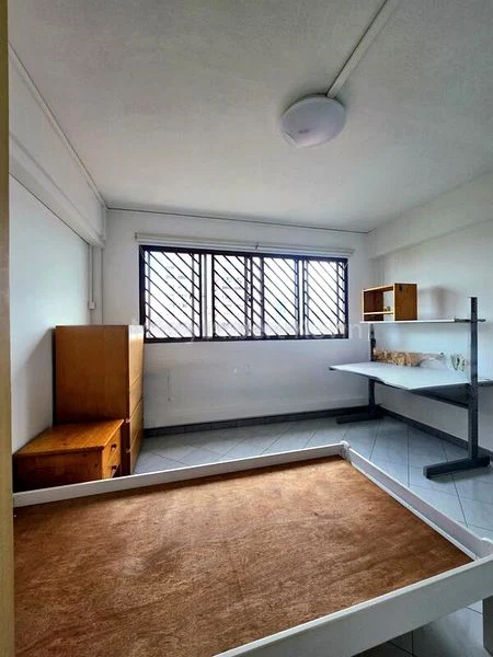 Common Room (HDB) for Rent in  161 Bishan Street 13 - Image 3