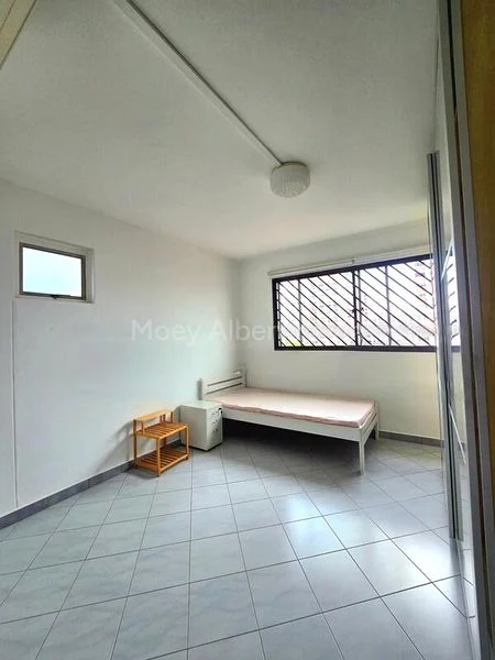 Common Room (HDB) for Rent in  161 Bishan Street 13 - Image 6