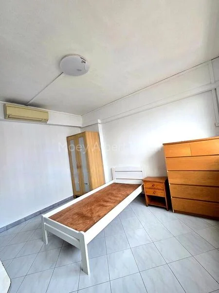 Common Room (HDB) for Rent in  161 Bishan Street 13 - Image 2