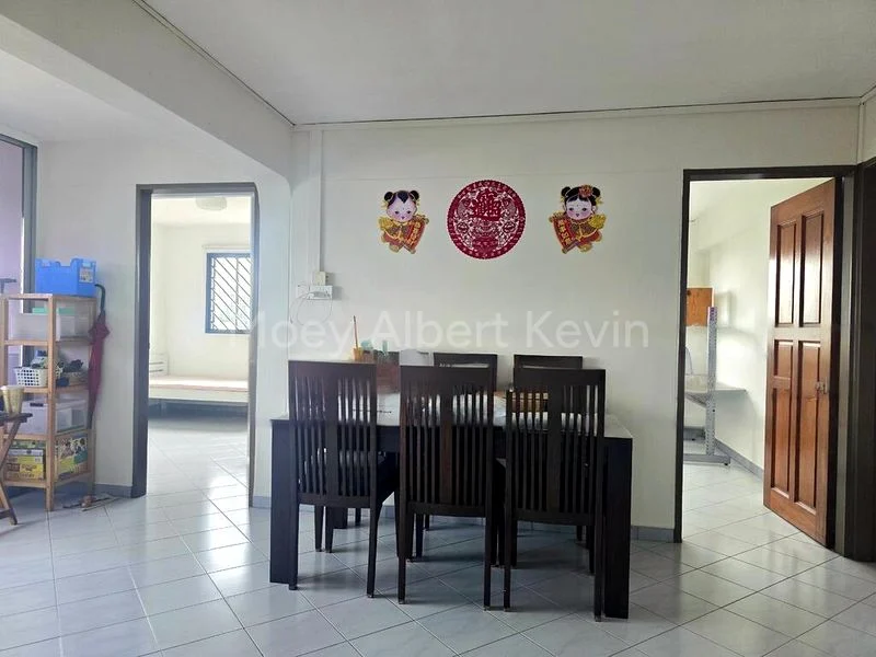 Common Room (HDB) for Rent in  161 Bishan Street 13 - Image 7