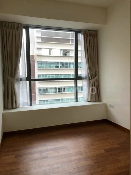 3 Bed Condo for Rent in  Lincoln Suites - Image 4