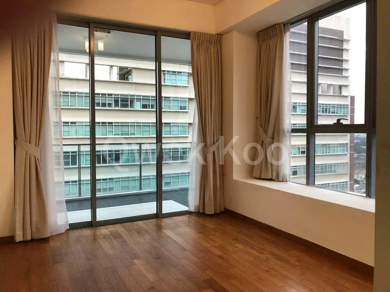 3 Bed Condo for Rent in  Lincoln Suites - Image 3