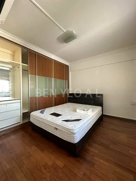 5 Room (5A) HDB for Rent in 276 Toh Guan Road - Image 2