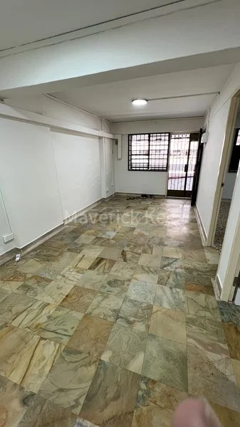 3 Room (3I) HDB for Rent in  3 Tanjong Pagar Plaza - Image 4