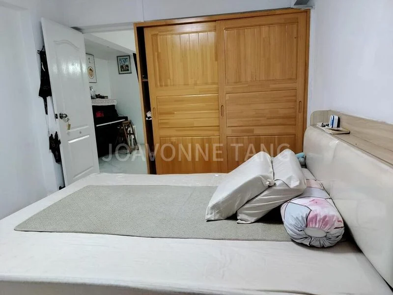 Common Room (HDB) for Rent in  402 Sin Ming Avenue - Image 1
