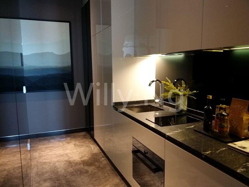 2 Bed Condo for Sale in Midtown Bay - Image 3