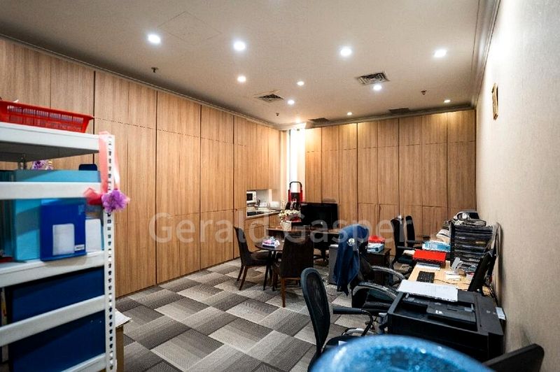 Office for Sale: High Street Plaza - Image 4