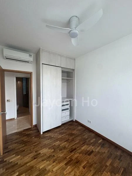 3 Bed Condo for Rent in  Bleu @ East Coast - Image 3