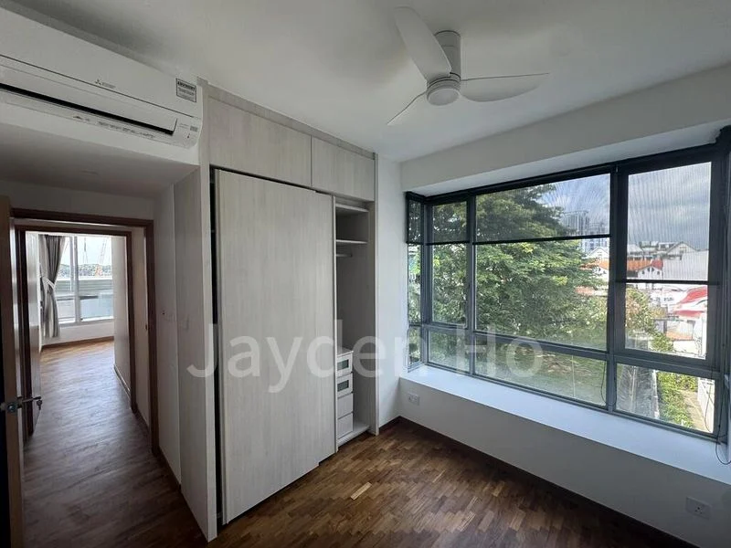 3 Bed Condo for Rent in  Bleu @ East Coast - Image 11