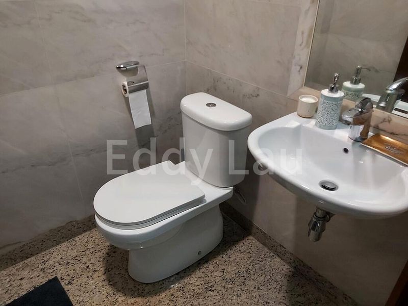 1 Bed Apartment (Condo) for Rent in  Riverside 48 - Image 5