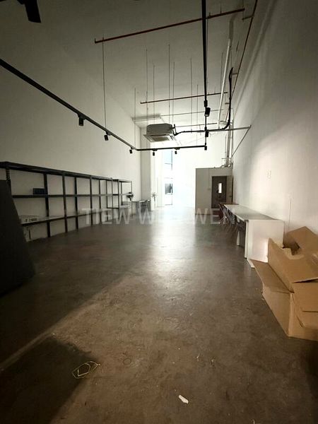 Light Industrial (B1) for Rent: Oxley BizHub - Image 1