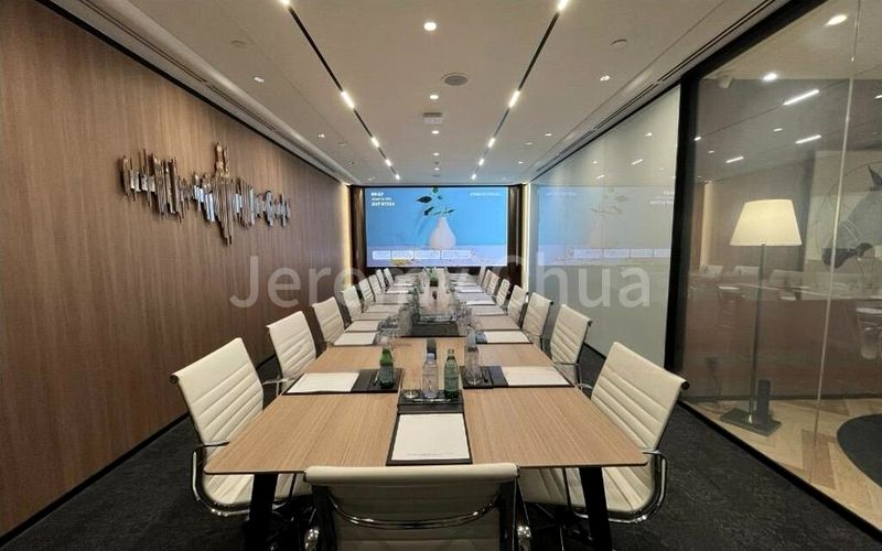 Office for Rent: Gateway East - Image 6