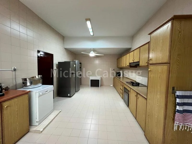 4+1 Bed Semi-Detached House (Landed) for Rent in  Jalan Lim Tai See - Image 9