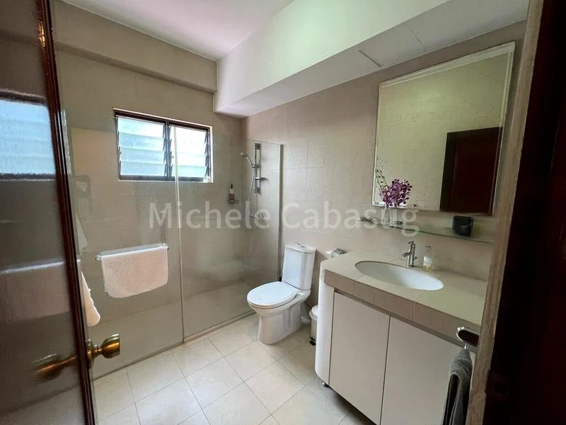 4+1 Bed Semi-Detached House (Landed) for Rent in  Jalan Lim Tai See - Image 10