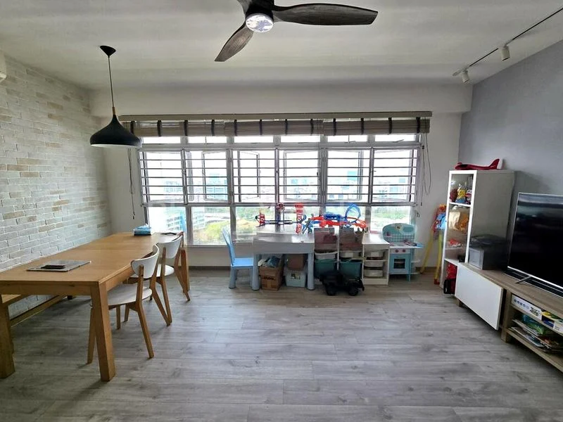 4 Room (4A) HDB for Sale in  292C Bukit Batok East Avenue 6 - Image 2