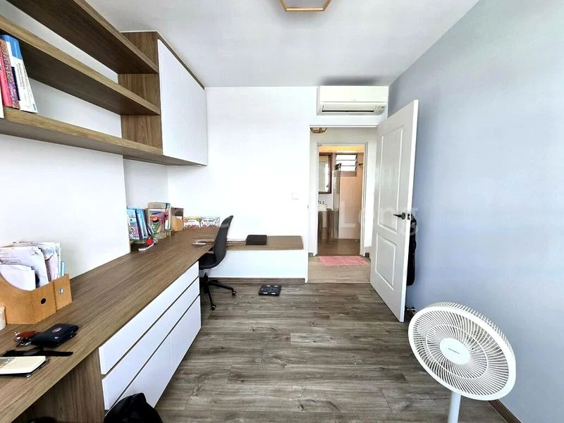 4 Room (4A) HDB for Sale in  292C Bukit Batok East Avenue 6 - Image 12