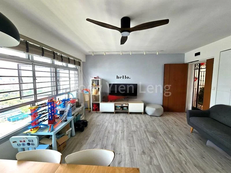 4 Room (4A) HDB for Sale in  292C Bukit Batok East Avenue 6 - Image 1