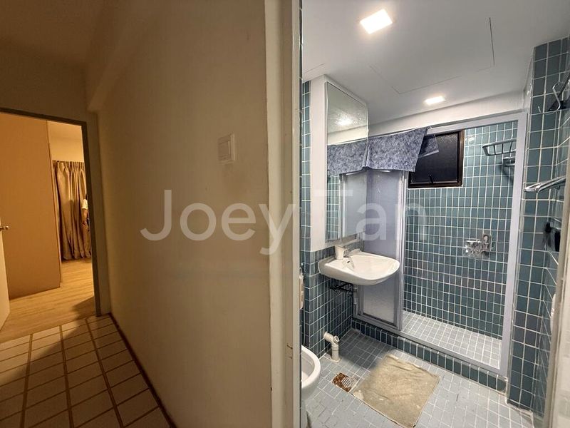 3 Bed Apartment (Condo) for Sale in Braddell View - Image 8