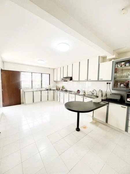 5 Bed Semi-Detached House (Landed) for Sale in Bukit Loyang Estate - Image 5